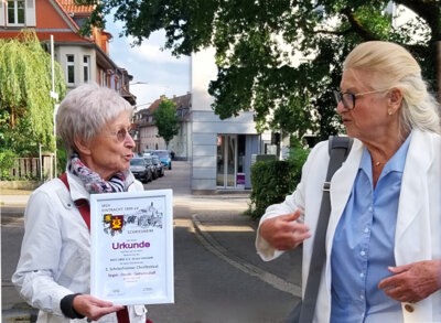 nach dem Auftritt  (Bild vergr&ouml;&szlig;ern)