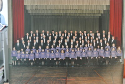 1992 M&auml;nnerchor und Kinderchor  (Bild vergr&ouml;&szlig;ern)