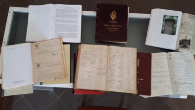 ... und des fr&uuml;hen Kassenbuches  (Bild vergr&ouml;&szlig;ern)