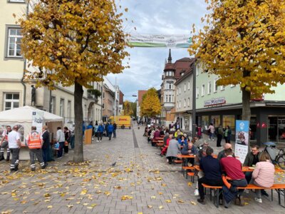 Foto des Albums: Aktionen zur Armutswoche 2024 - Lange Tafel