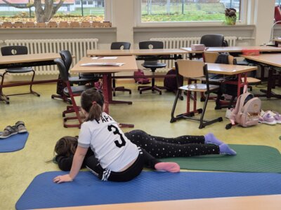 Foto des Albums: Bewegungs- und Achtsamkeitstag in den Schulhäusern Hollstadt und Wollbach