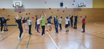 Foto des Albums: Bewegungs- und Achtsamkeitstag in den Schulhäusern Hollstadt und Wollbach