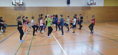 Foto des Albums: Bewegungs- und Achtsamkeitstag in den Schulhäusern Hollstadt und Wollbach