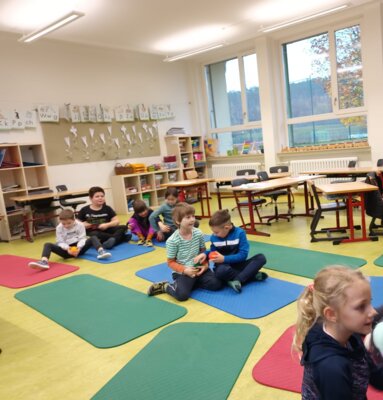 Foto des Albums: Bewegungs- und Achtsamkeitstag in den Schulhäusern Hollstadt und Wollbach