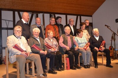 und der besonders eifrigen Singstundenbesucher  (Bild vergr&ouml;&szlig;ern)