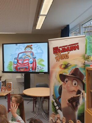 Foto des Albums: Herr Bombelmann zu Besuch an der Grundschule Hollstadt-Wollbach
