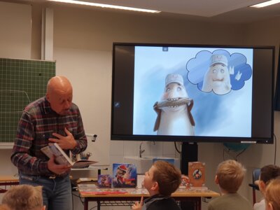 Foto des Albums: Herr Bombelmann zu Besuch an der Grundschule Hollstadt-Wollbach