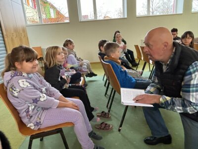Foto des Albums: Herr Bombelmann zu Besuch an der Grundschule Hollstadt-Wollbach
