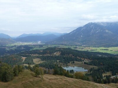 Aussicht vom Hohen Kranzberg  (Bild vergr&ouml;&szlig;ern)