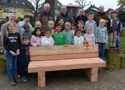 Foto des Albums: Freundschaftsbänke für Grundschulen (17. 11. 2024)