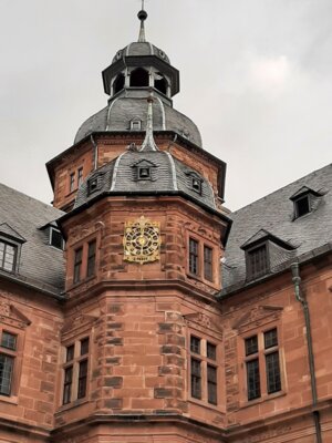 ...  (Bild vergr&ouml;&szlig;ern)