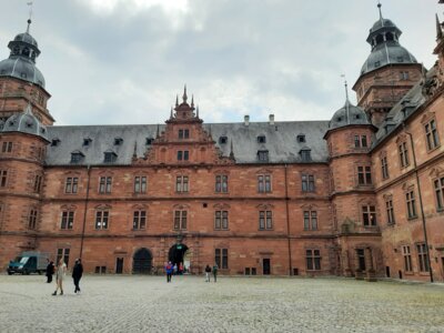 AB: Schloss Johannisburg  (Bild vergr&ouml;&szlig;ern)