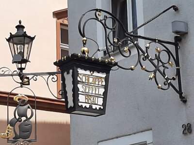 ...  (Bild vergr&ouml;&szlig;ern)