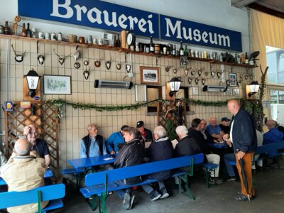 in Erwartung  (Bild vergr&ouml;&szlig;ern)