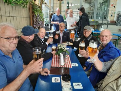 es schmeckt  (Bild vergr&ouml;&szlig;ern)