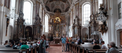 Augustinerkirche Blick zum Ostchor  (Bild vergr&ouml;&szlig;ern)