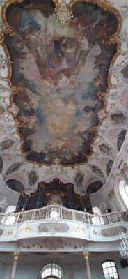 Deckengem&auml;lde mit Szenen sus dem Leben vom Hl. Augustinus  (Bild vergr&ouml;&szlig;ern)