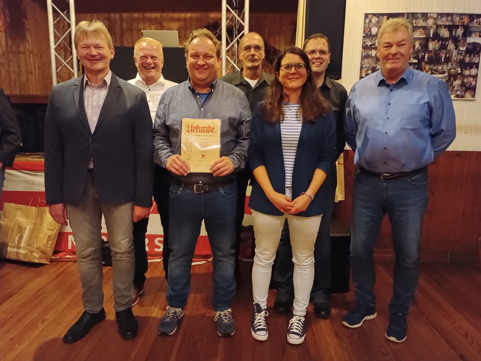 Bild: Mannschaft des Jahres -Tischtennis-