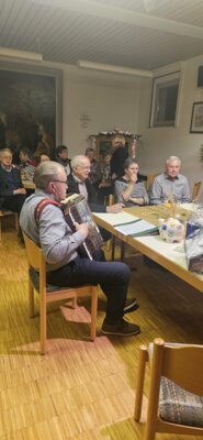 Foto des Albums: Ruhestandspfarrer Helmut Grüneisl 90. Geburtstag
