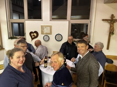 Foto des Albums: Ruhestandspfarrer Helmut Grüneisl 90. Geburtstag