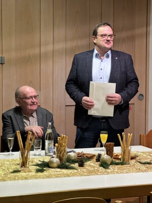 Foto des Albums: Ruhestandspfarrer Helmut Grüneisl 90. Geburtstag
