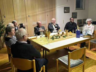 Foto des Albums: Ruhestandspfarrer Helmut Grüneisl 90. Geburtstag