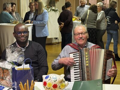 Foto des Albums: Ruhestandspfarrer Helmut Grüneisl 90. Geburtstag