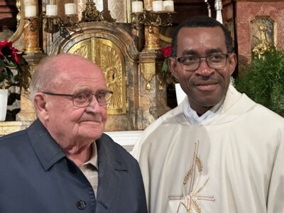 Foto des Albums: Ruhestandspfarrer Helmut Grüneisl 90. Geburtstag