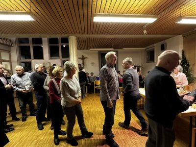 Foto des Albums: Ruhestandspfarrer Helmut Grüneisl 90. Geburtstag