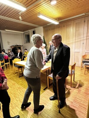 Foto des Albums: Ruhestandspfarrer Helmut Grüneisl 90. Geburtstag