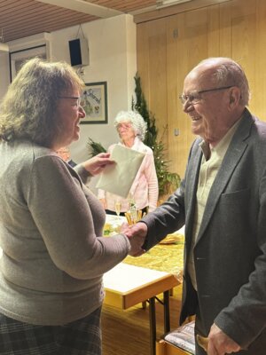 Foto des Albums: Ruhestandspfarrer Helmut Grüneisl 90. Geburtstag