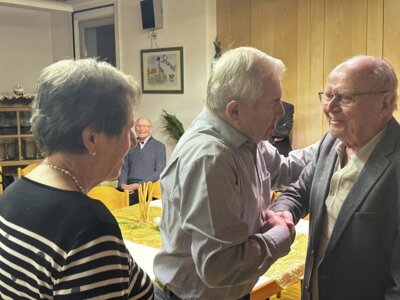 Foto des Albums: Ruhestandspfarrer Helmut Grüneisl 90. Geburtstag