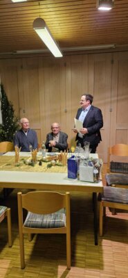 Foto des Albums: Ruhestandspfarrer Helmut Grüneisl 90. Geburtstag