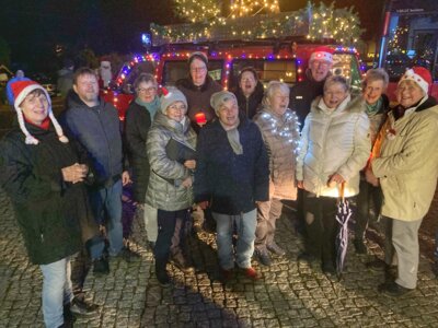Foto des Albums: Lichterglanz der Rabenauer Feuerwehren am 22.12.2024