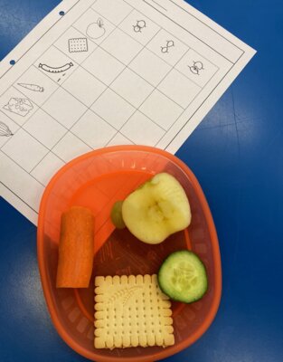 Sch&uuml;ssel mit Obst und Gem&uuml;se  (Bild vergr&ouml;&szlig;ern)
