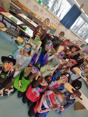 Foto des Albums: Fasching in der Grundschule Hollstadt-Wollbach