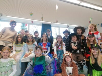 Foto des Albums: Fasching in der Grundschule Hollstadt-Wollbach