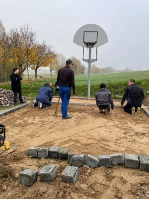 Foto des Albums: Spielplatzbau in Stülow