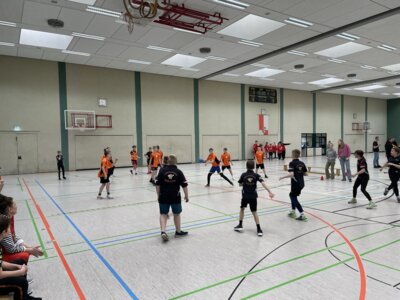 Fotoalbum 7. Platz beim Zweifelderball Kreisausscheid