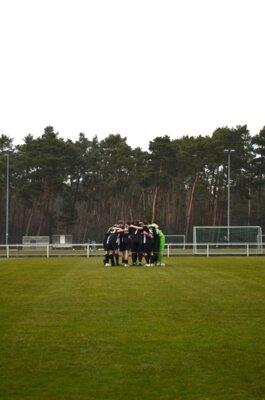 Foto des Albums: Kreisoberliga 20. Spieltag Ludwigsfeler FC II 5:0 SV Waßmannsdorf