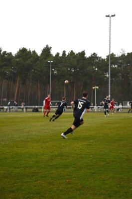 Foto des Albums: Kreisoberliga 20. Spieltag Ludwigsfeler FC II 5:0 SV Waßmannsdorf