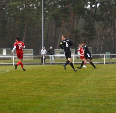 Foto des Albums: Kreisoberliga 20. Spieltag Ludwigsfeler FC II 5:0 SV Waßmannsdorf