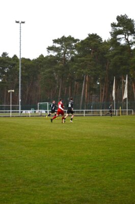 Foto des Albums: Kreisoberliga 20. Spieltag Ludwigsfeler FC II 5:0 SV Waßmannsdorf