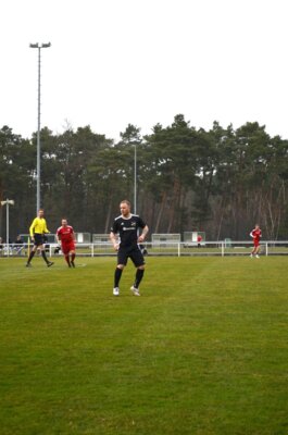 Foto des Albums: Kreisoberliga 20. Spieltag Ludwigsfeler FC II 5:0 SV Waßmannsdorf