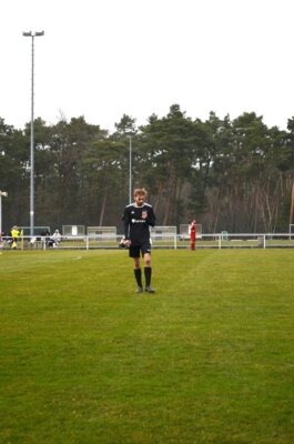 Foto des Albums: Kreisoberliga 20. Spieltag Ludwigsfeler FC II 5:0 SV Waßmannsdorf