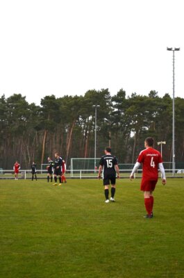 Foto des Albums: Kreisoberliga 20. Spieltag Ludwigsfeler FC II 5:0 SV Waßmannsdorf
