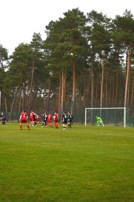 Foto des Albums: Kreisoberliga 20. Spieltag Ludwigsfeler FC II 5:0 SV Waßmannsdorf