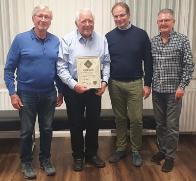 1. Vorsitzender Klaus Schmitz 2.v.l- Ulli Schroeder - Michael Heyer - Thomas Gertzen 