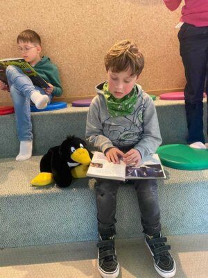 Foto des Albums: Klasse 2 - Besuch der Bücherei in Konz
