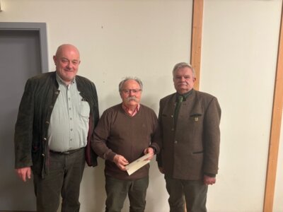 Ehrung Ehrnmitglied Karl Okelmann Bl&auml;ser 
